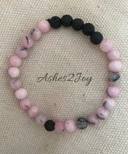 Load image into Gallery viewer, Pink Black Gloss Aromatherapy Bracelet